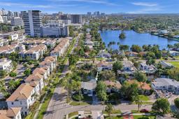 Picture of 2590 NE 200Th, Miami, FL 33180