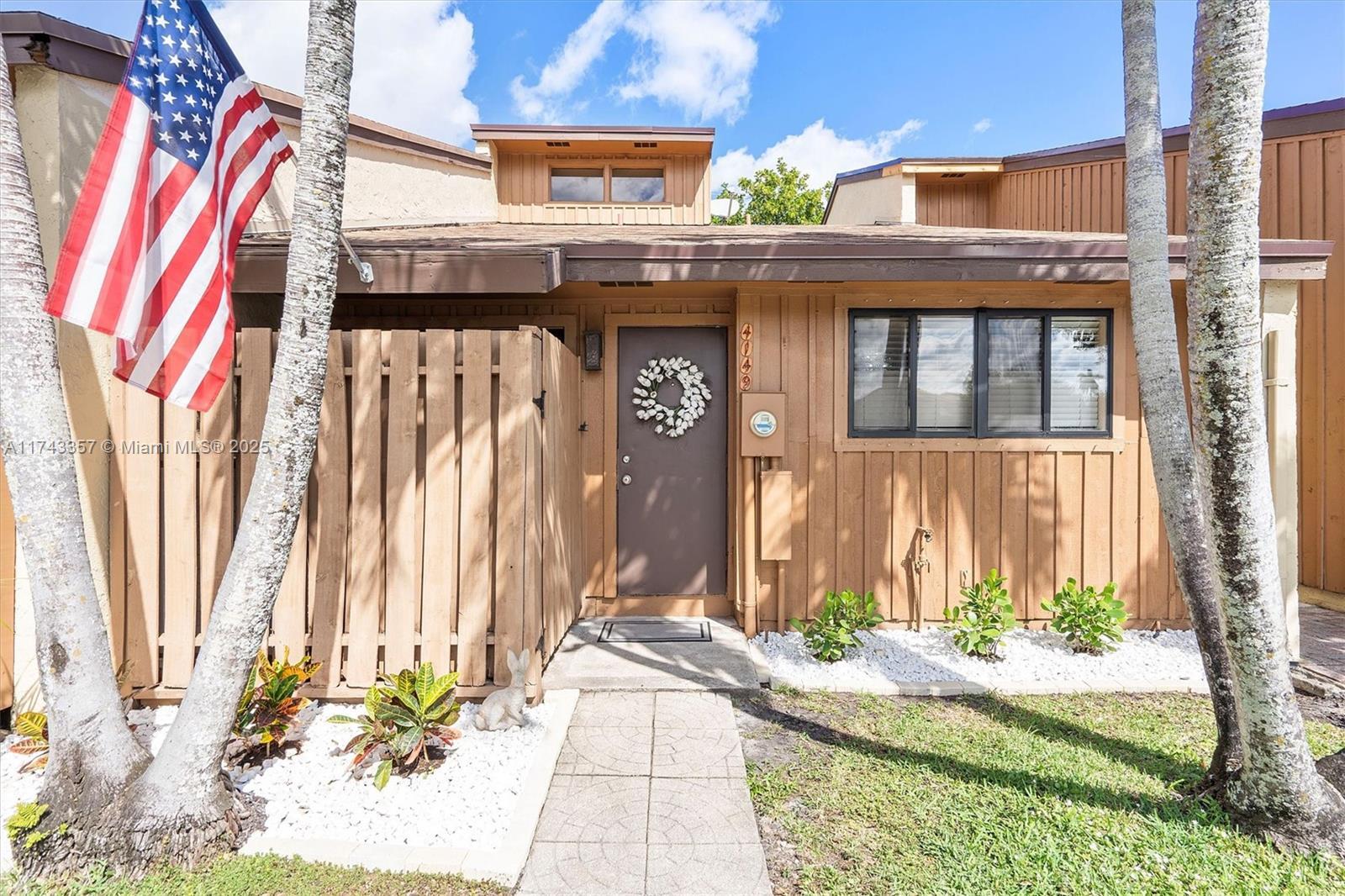 Picture of 4149 S Pine Island Rd, Davie, FL 33328