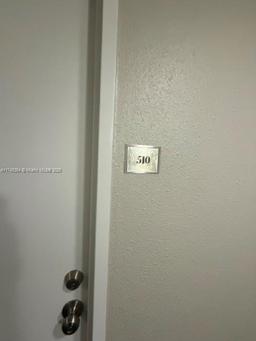 Picture of 19390 Collins Ave # 510, Sunny Isles Beach, FL 33160