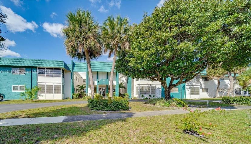 Picture of 2271 NW 47Th Ter # 200, Lauderhill FL 33313