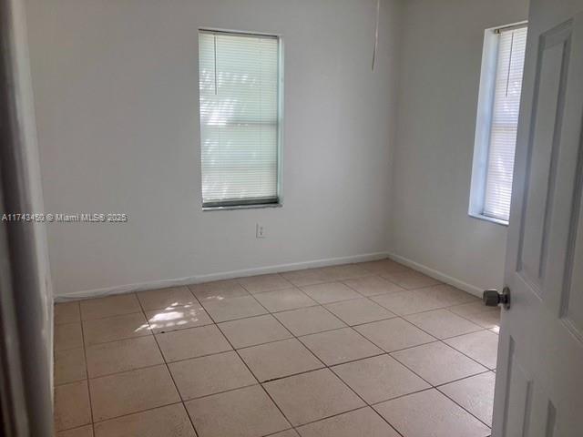 Picture of 3698 William Ave # 6, Miami FL 33133