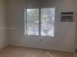 Picture of 3698 William Ave # 6, Miami, FL 33133