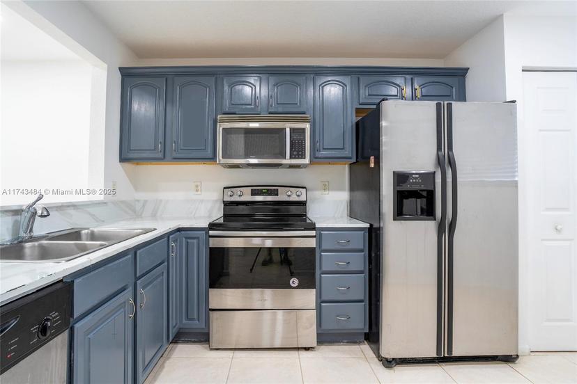 Picture of 6619 Winfield Blvd # 2, Margate FL 33063