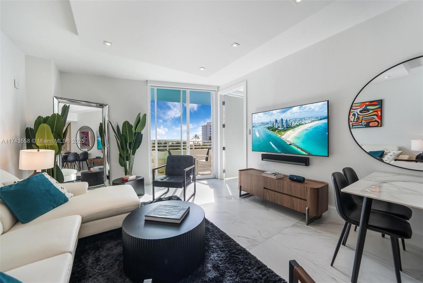 Picture of 225 Collins Ave # 6J, Miami Beach, FL 33139
