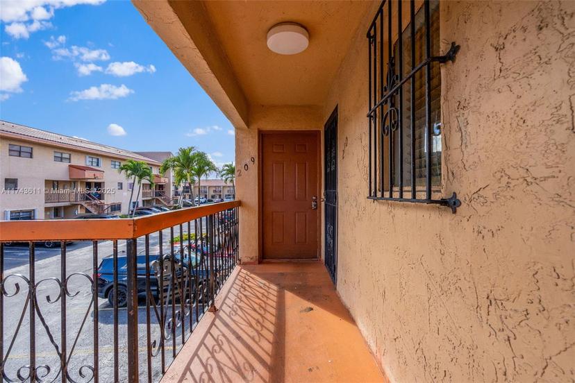 Picture of 5530 W 26Th Ct # 209, Hialeah FL 33016