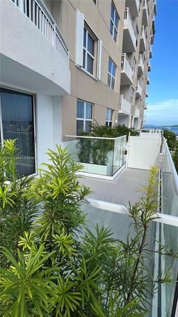 Picture of 770 Claughton Island Dr # 410, Miami, FL 33131