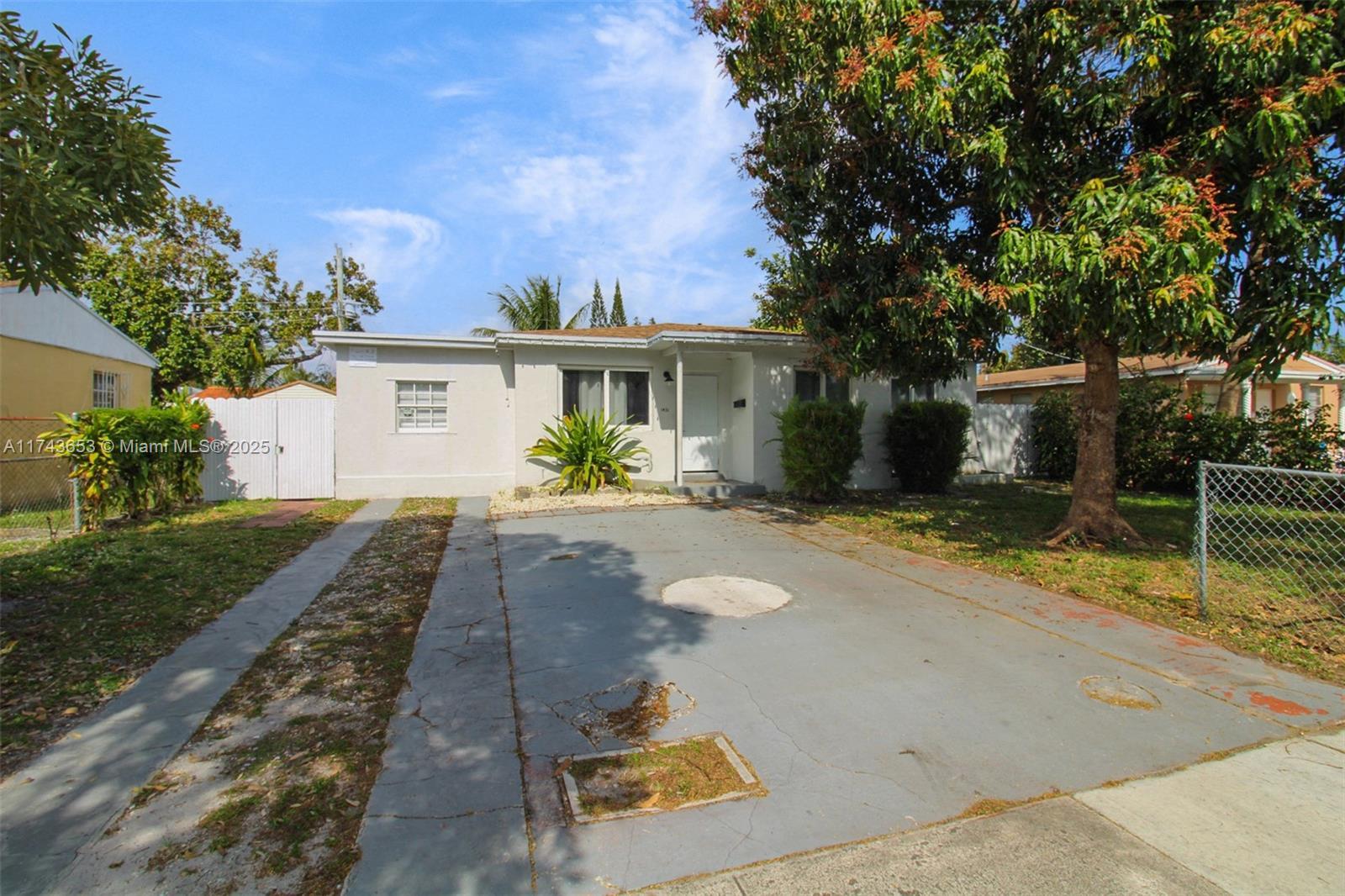 Picture of 1431 NE 156Th Ter, North Miami Beach, FL 33162