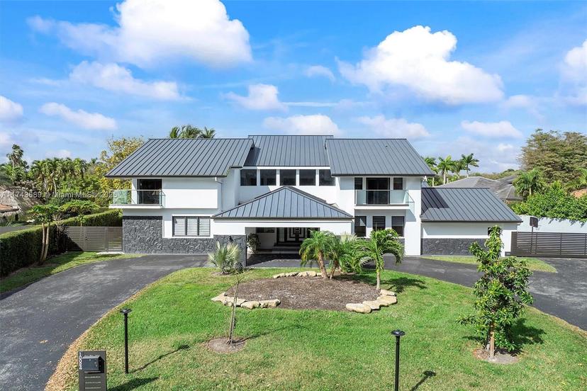 Picture of 10024 SW 94Th Ct, Miami FL 33176