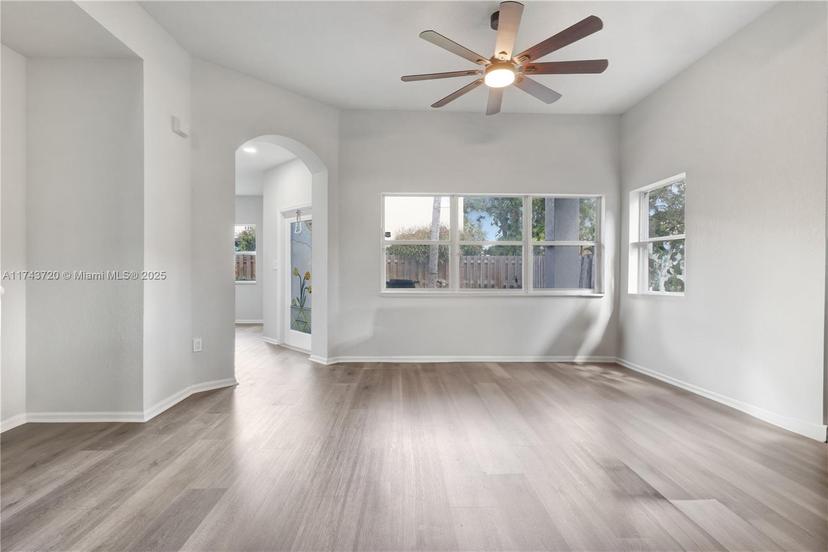 Picture of 7459 NW 17Th Dr, Pembroke Pines FL 33024