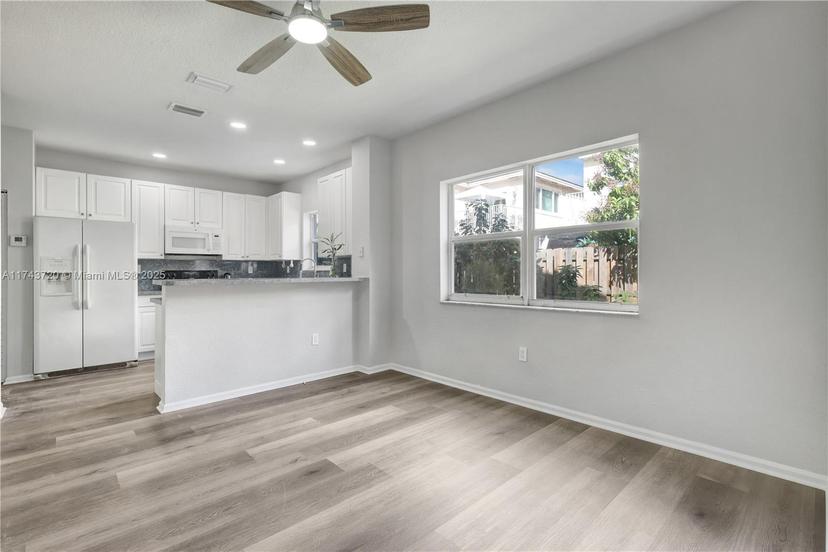 Picture of 7459 NW 17Th Dr, Pembroke Pines FL 33024