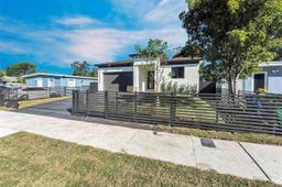 Picture of 110 NW 28Th Ter, Fort Lauderdale, FL 33311