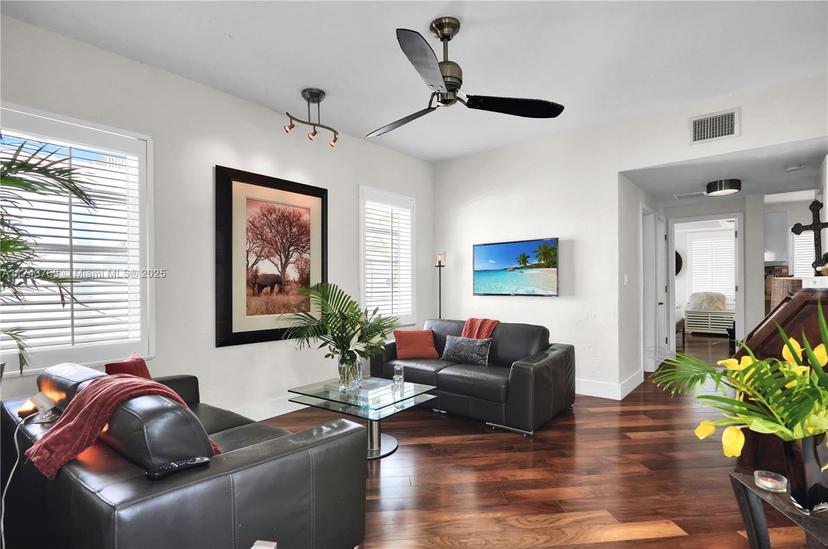 Picture of 349 Meridian Ave # B207, Miami Beach FL 33139