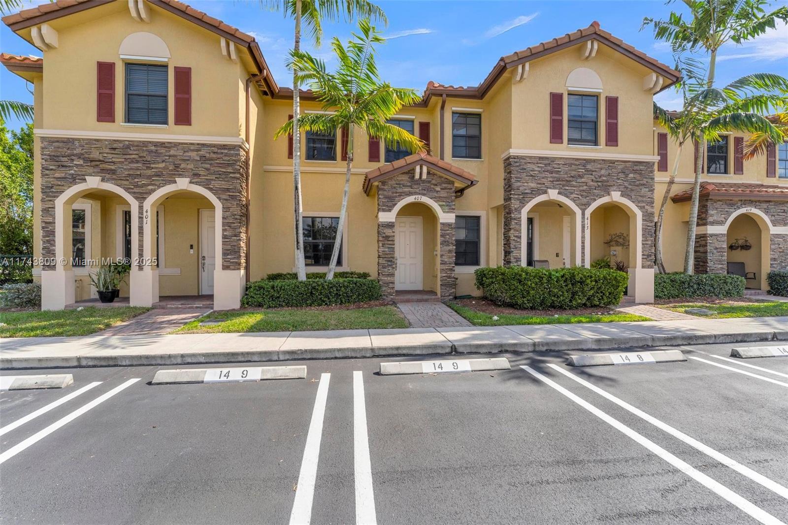 Picture of 407 SE 32Nd Ter, Homestead, FL 33033