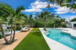 Picture of 1835 Daytonia Rd, Miami Beach, FL 33141