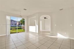 Picture of 27480 SW 138Th Path, Homestead, FL 33032