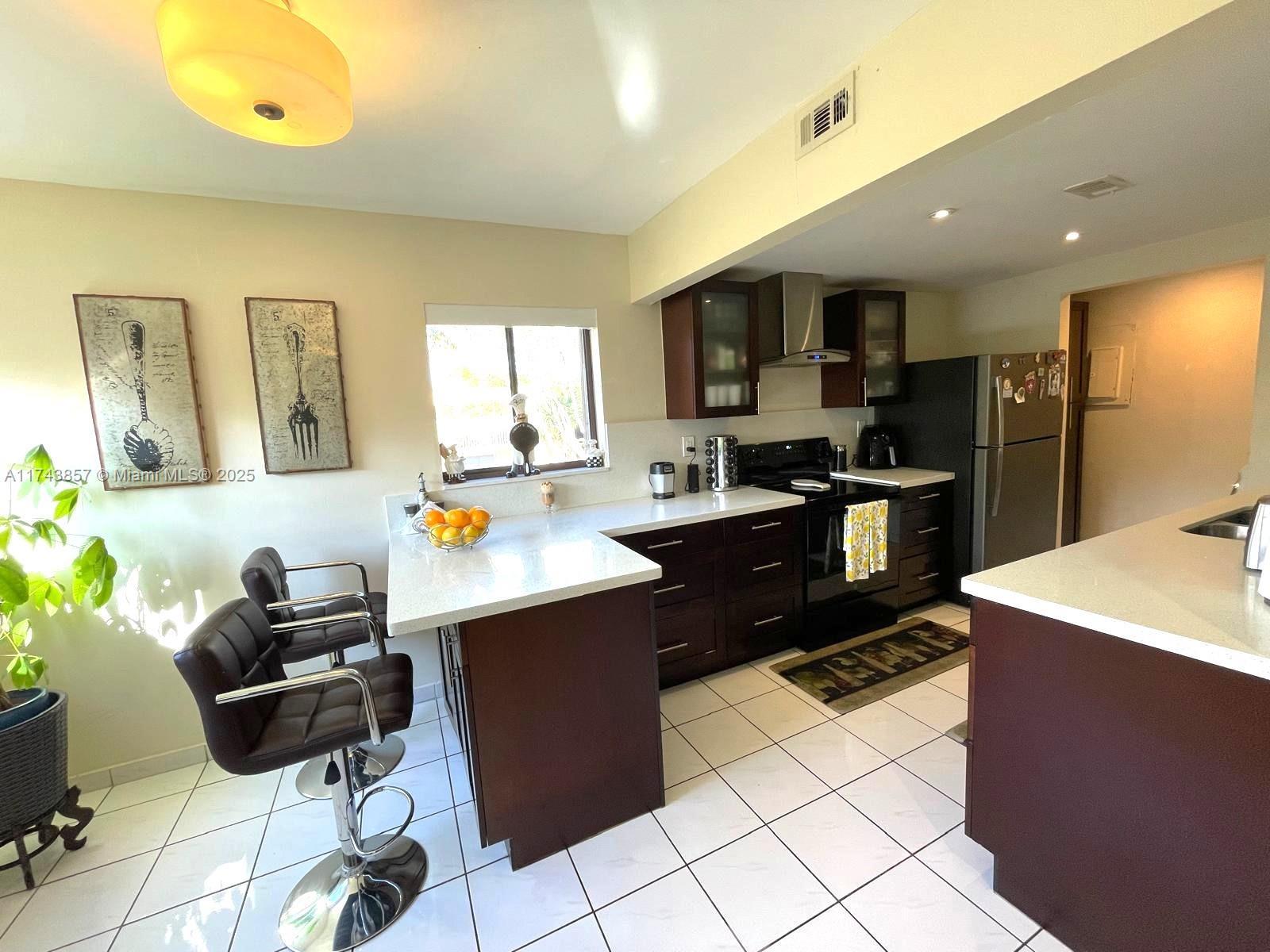 Picture of 8415 SW 107Th Ave # 363W, Miami, FL 33173