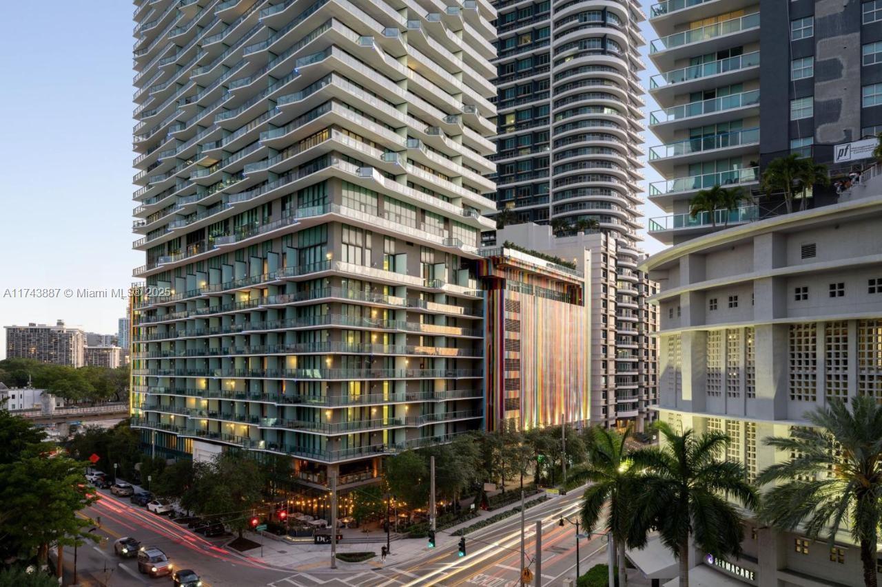 Picture of 1300 S Miami Ave # 1107, Miami, FL 33130