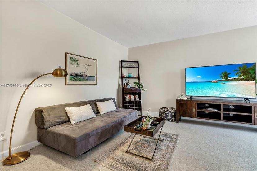 Picture of 3510 Harrison St # 15, Hollywood FL 33021