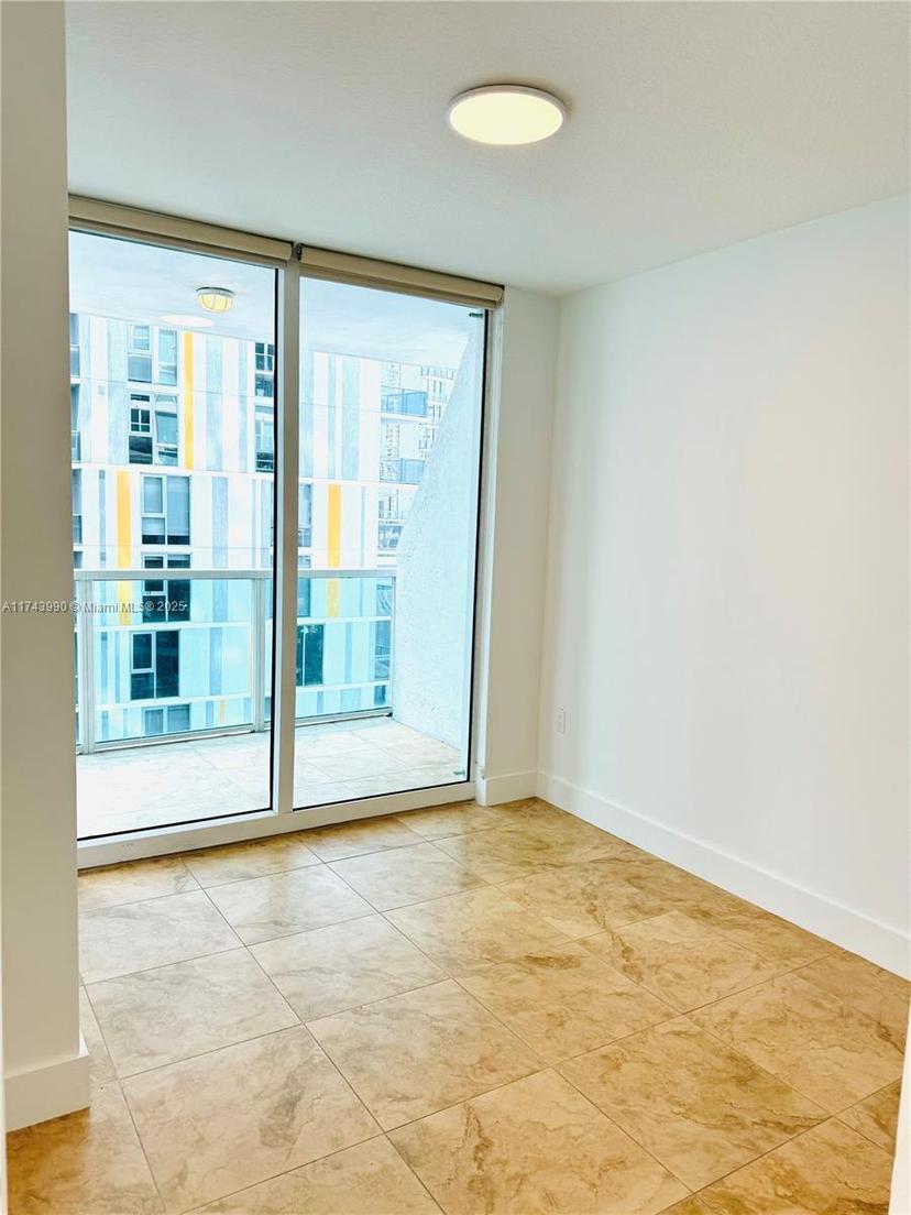 Picture of 41 SE 5Th St # 808, Miami FL 33131