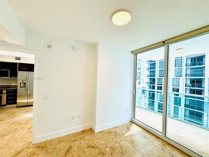 Picture of 41 SE 5Th St # 808, Miami FL 33131