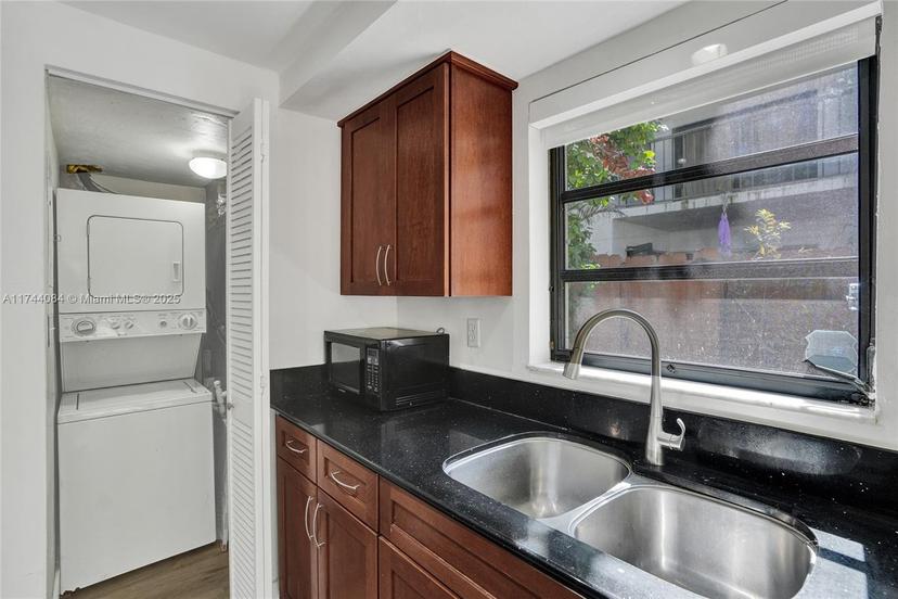 Picture of 2979 Bird Ave # 8, Miami FL 33133