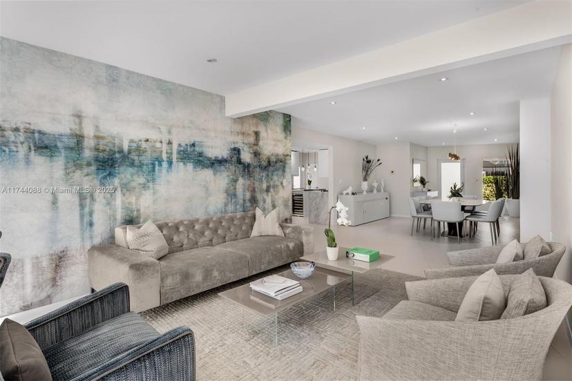 Picture of 590 W 49Th St, Miami Beach FL 33140