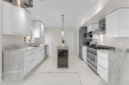 Picture of 590 W 49Th St, Miami Beach, FL 33140