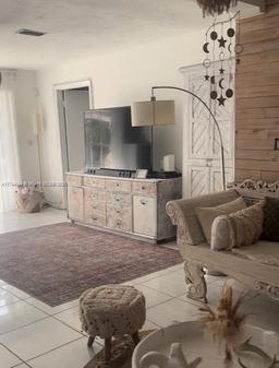 Picture of 725 Fernwood Rd, Key Biscayne, FL 33149