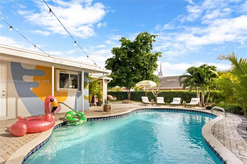 Picture of 191 SE 13Th Ave, Pompano Beach FL 33060