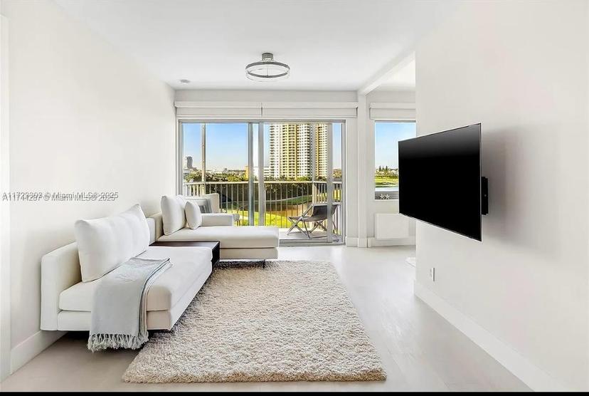 Picture of 300 Diplomat Pkwy # 811, Hallandale Beach FL 33009