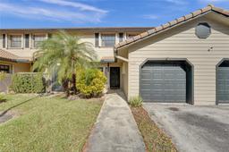 Picture of 9007 Vineyard Lake Dr # 9007, Plantation, FL 33324