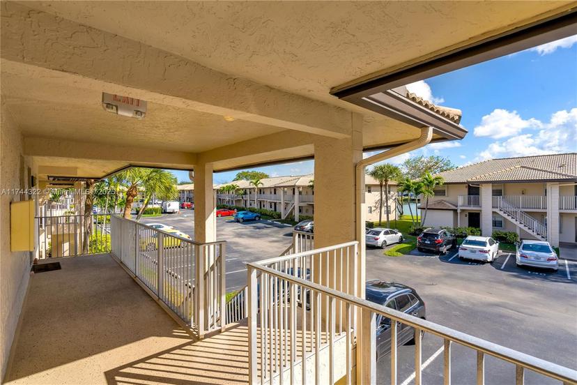 Picture of 5530 Lakeside Dr # 201, Margate FL 33063