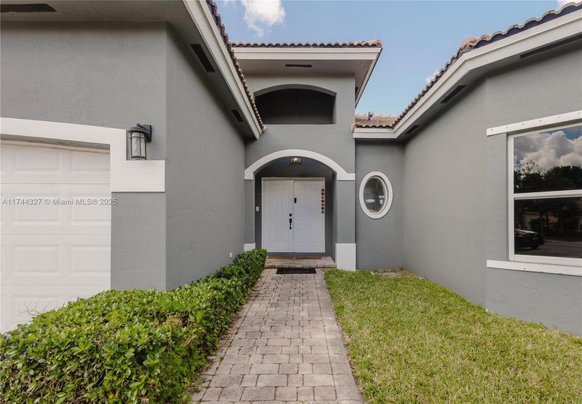 Picture of 2120 SE 17Th Ave, Homestead FL 33035