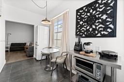 Picture of 1005 Meridian Ave # 7, Miami Beach, FL 33139