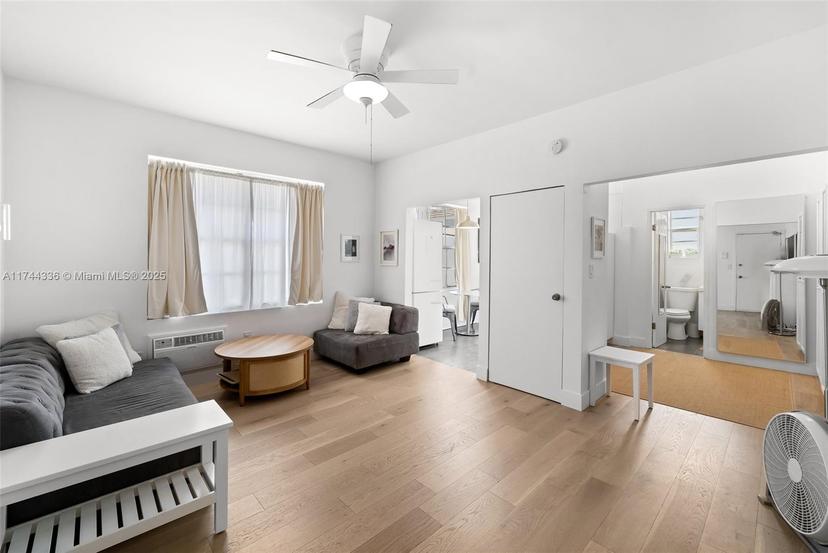 Picture of 1005 Meridian Ave # 7, Miami Beach FL 33139