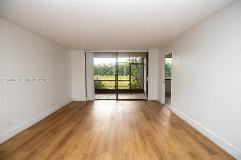 Picture of 7200 NW 1St St # 103, Plantation FL 33317