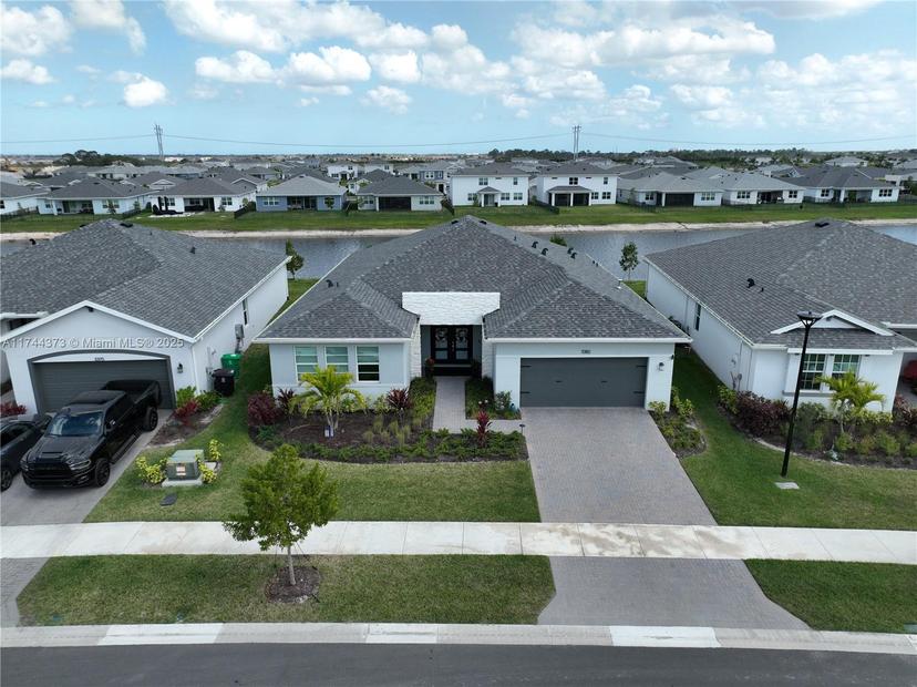 Picture of 10183 SW Orana Dr, Port St. Lucie FL 34987