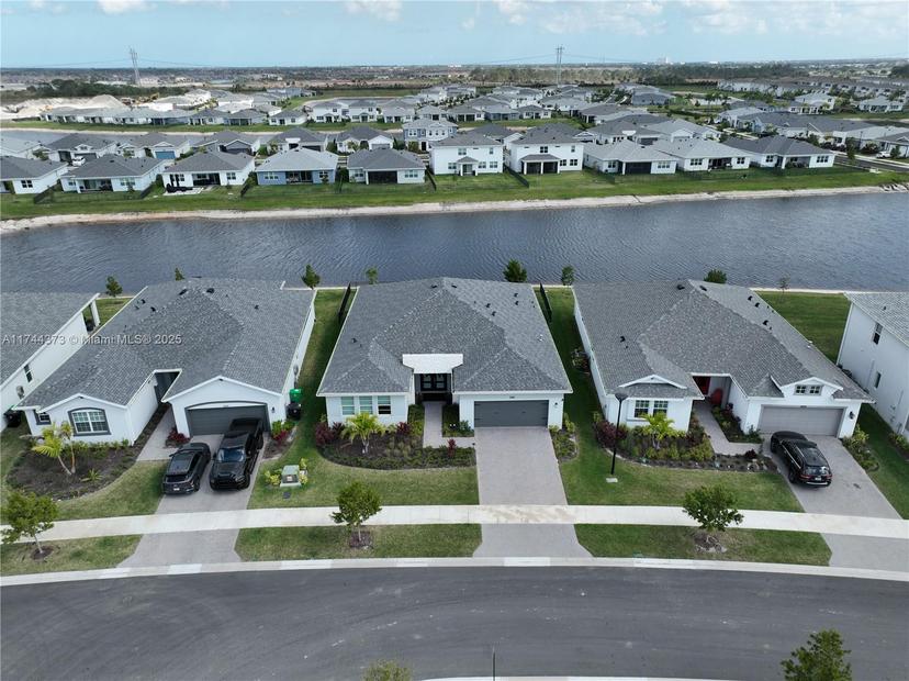 Picture of 10183 SW Orana Dr, Port St. Lucie FL 34987
