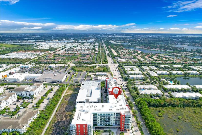 Picture of 7751 NW 107Th Ave # 716, Doral FL 33178