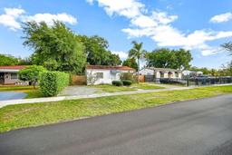 Picture of 4221 SW 13Th Ter, Miami, FL 33134