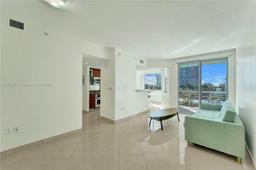 Picture of 110 Washington Ave # 1513, Miami Beach, FL 33139