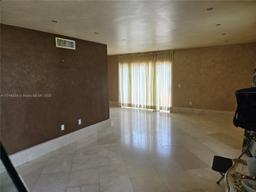 Picture of 10703 SW 113Th Pl # 100B, Miami, FL 33176