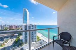 Picture of 16699 Collins Ave # 2906, Sunny Isles Beach, FL 33160