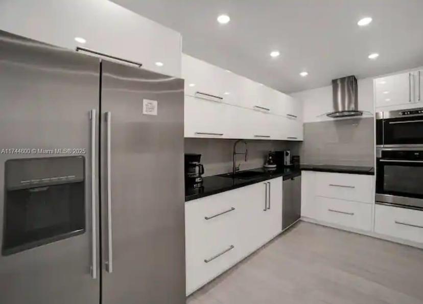 Picture of 4001 S Ocean Dr # 14G, Hollywood FL 33019