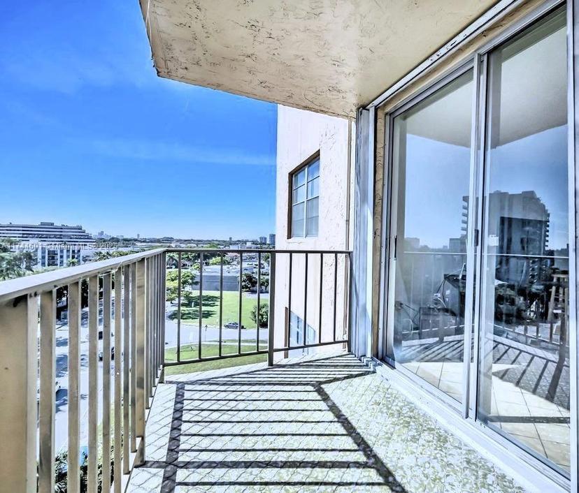 Picture of 1465 NE 123Rd St # 814, North Miami FL 33161