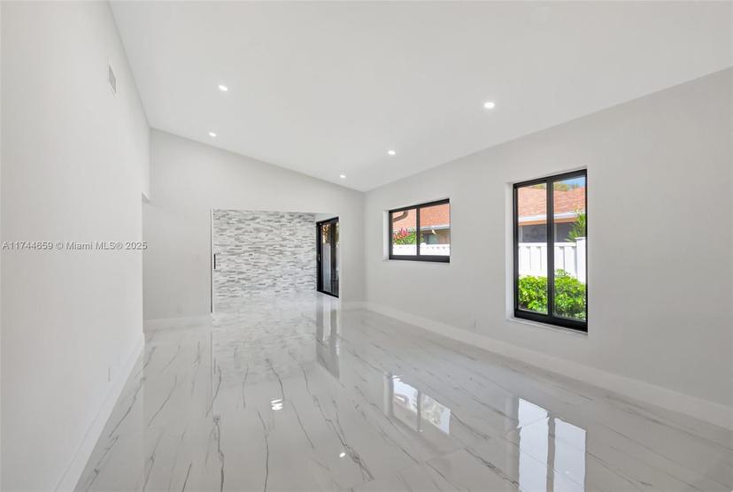 Picture of 8319 Summerbreeze Ln # 8319, Boca Raton FL 33496