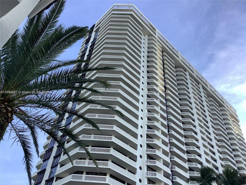 Picture of 2000 Island Blvd # 408, Aventura FL 33160