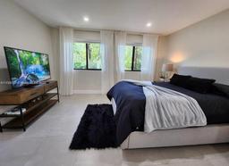 Picture of 840 NE 143Rd St, North Miami, FL 33161