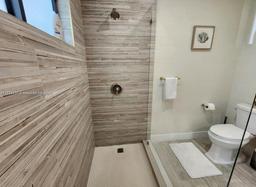 Picture of 840 NE 143Rd St, North Miami, FL 33161