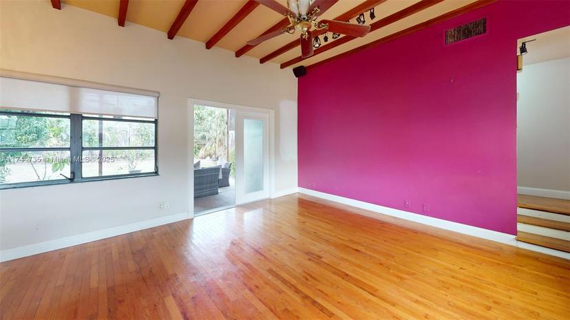 Picture of 925 Sunset Rd, Boynton Beach FL 33435